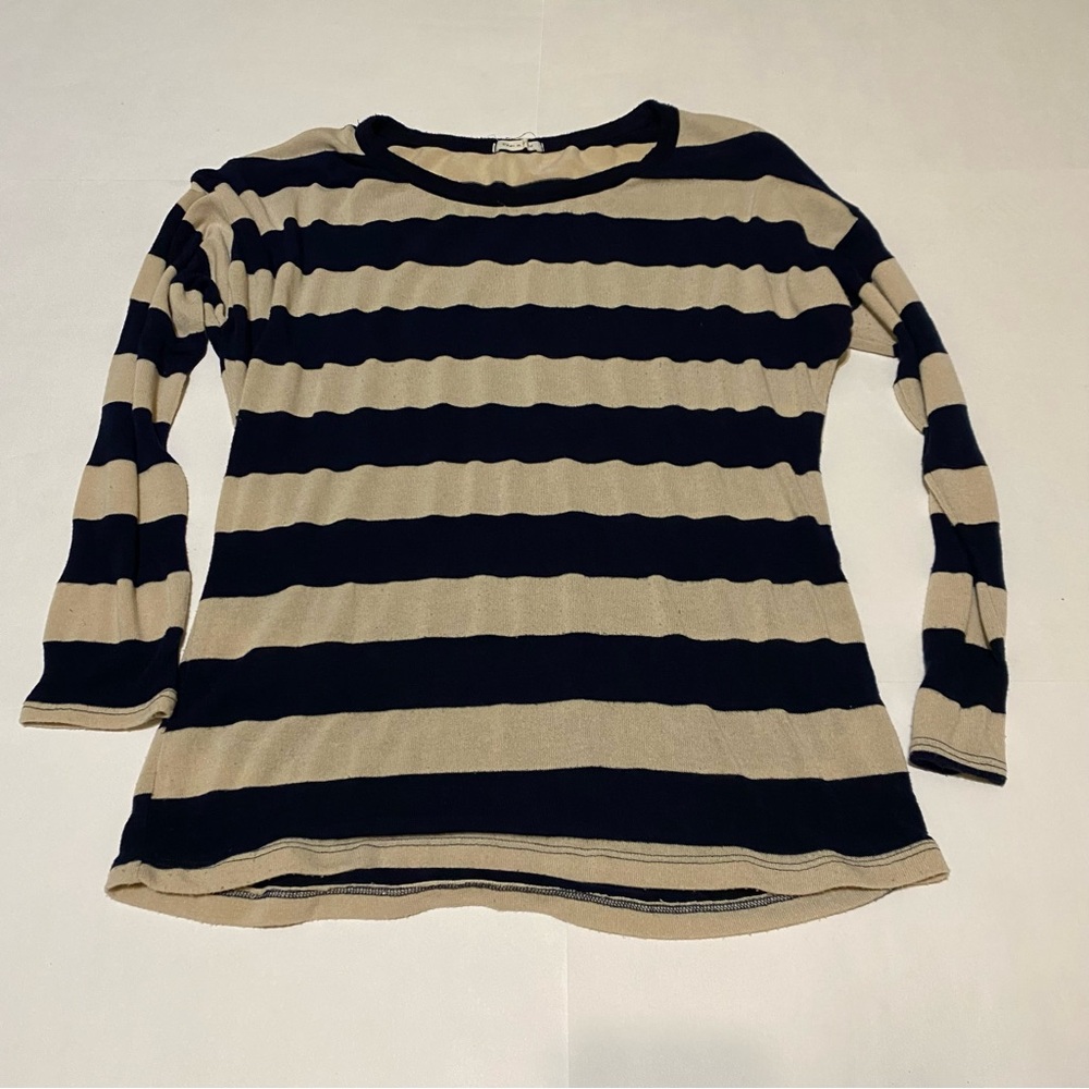 ⭐️ Striped Black and Tan Sweater